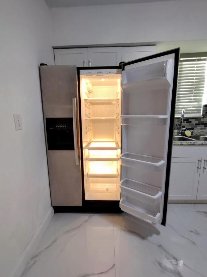 Cheerful 3-Bedroom Home /Ac+ Free Parking North Miami Beach Kültér fotó