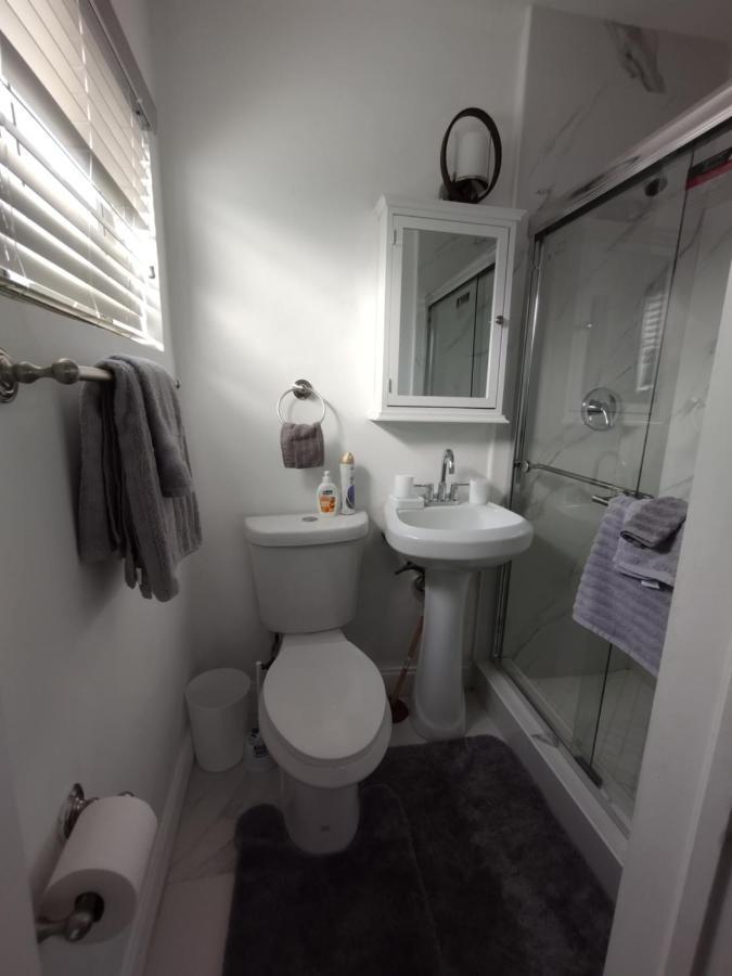 Cheerful 3-Bedroom Home /Ac+ Free Parking North Miami Beach Kültér fotó