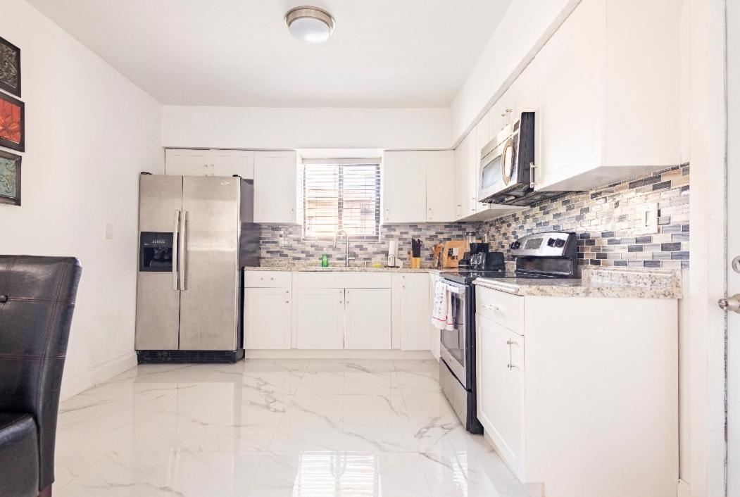 Cheerful 3-Bedroom Home /Ac+ Free Parking North Miami Beach Kültér fotó