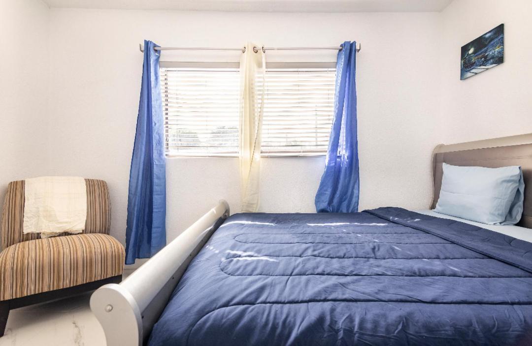 Cheerful 3-Bedroom Home /Ac+ Free Parking North Miami Beach Kültér fotó